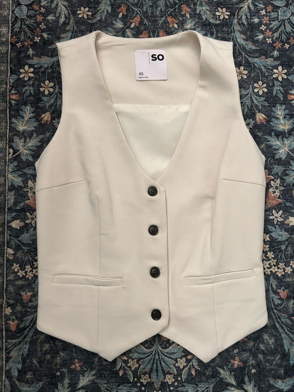 SO Cream Women's Button-Front Vest Never Worn